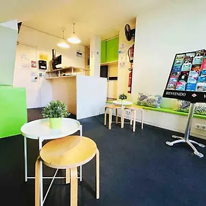 게스트하우스 And Basic Universitat For Young