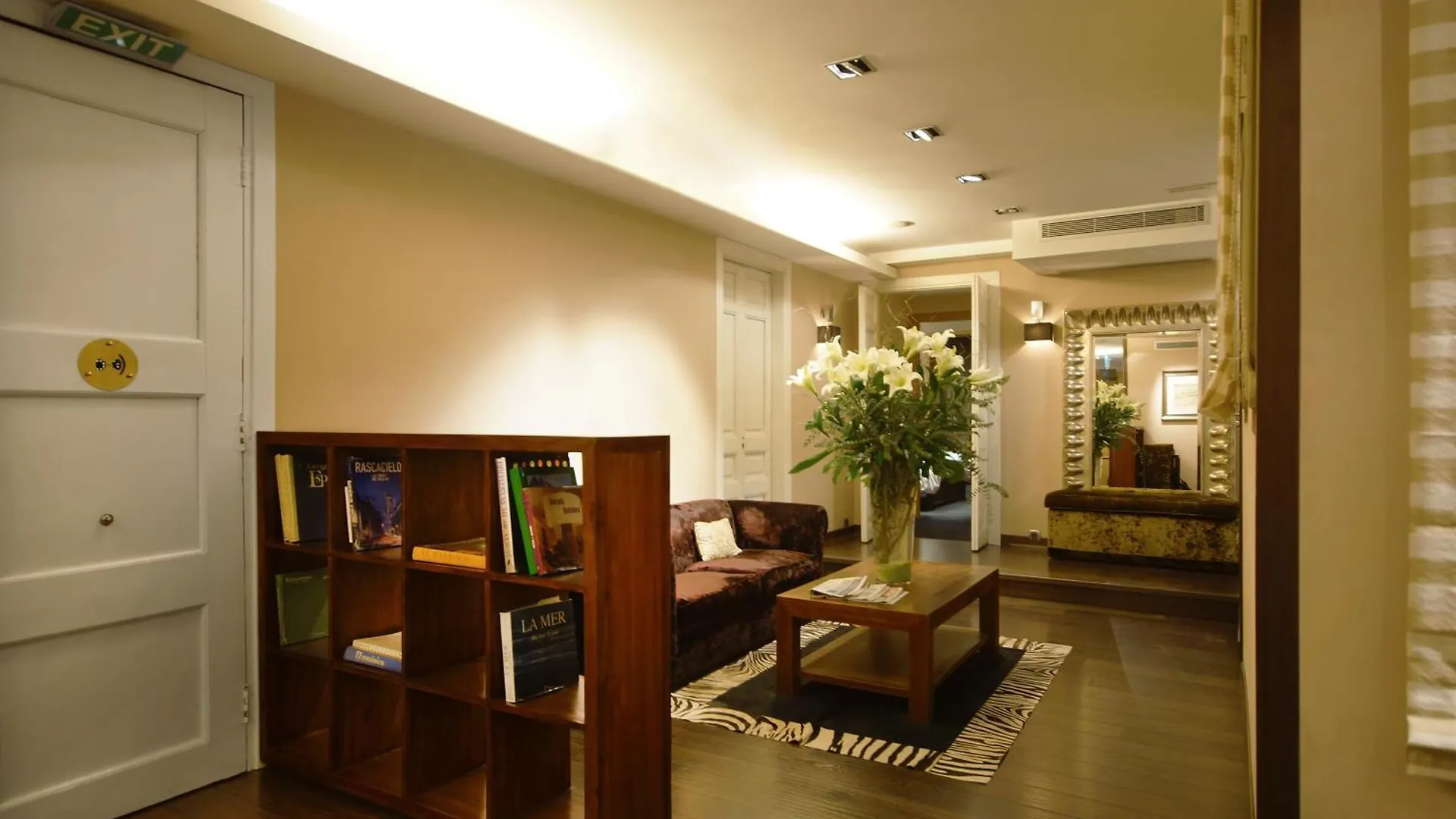 Casa Boutique Barcelona Hotel